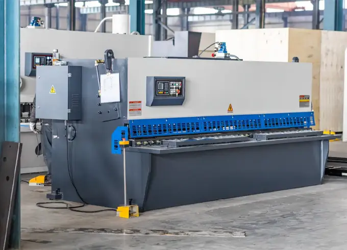 QC12K Schwenkstrahl-Scher maschine